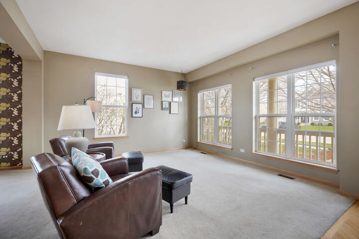 Property Photo:  9985 Berkshire Lane  IL 60142 