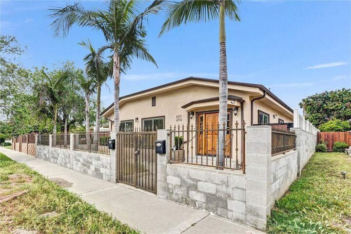 Property Photo: 6711 Clybourn CA 91606