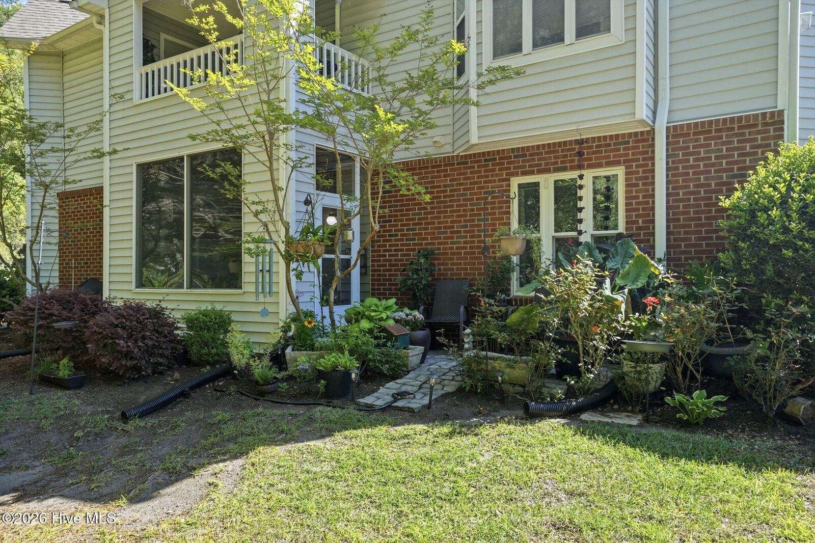 Property Photo:  4108 Breezewood Drive Apt 101  NC 28412 