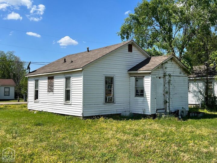 Property Photo:  2016 Maurice Street  AR 72401 