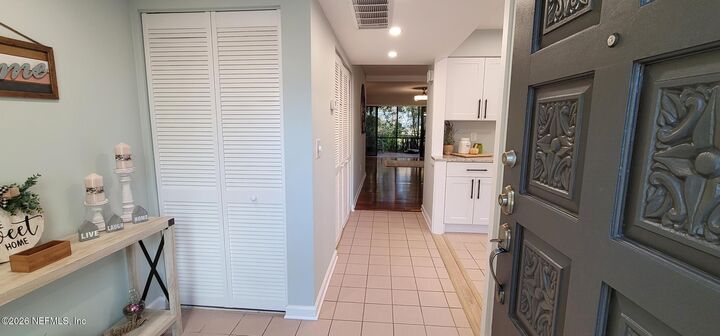 Property Photo: 7848 Playa Del Rey Court 7848 FL 32256