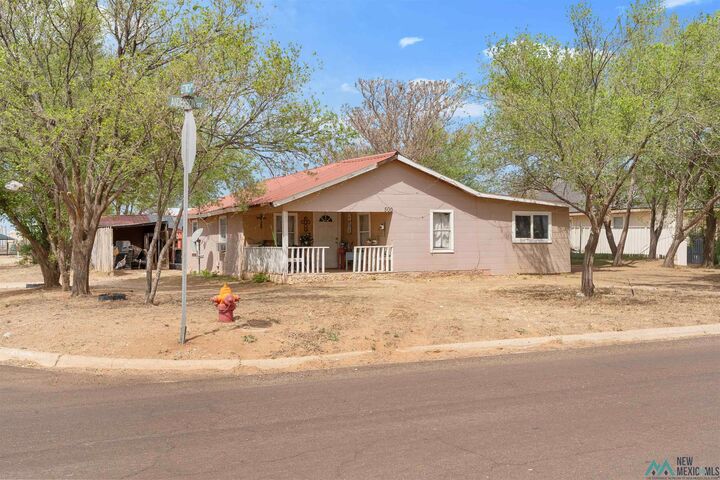 Property Photo:  500 Anderson Street  NM 88135 