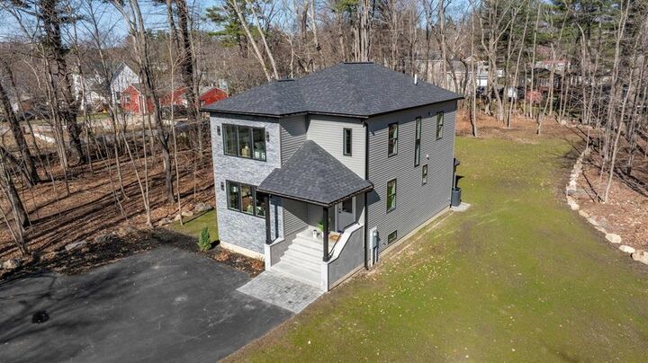 Property Photo:  9 Trues Parkway  NH 03873 