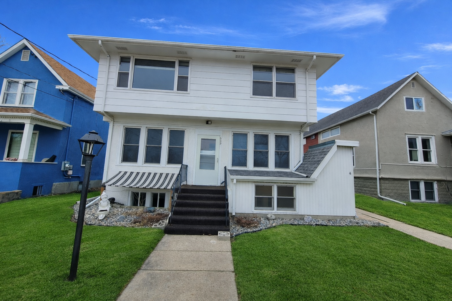 Property Photo: 609 3rd Street N ND 58102