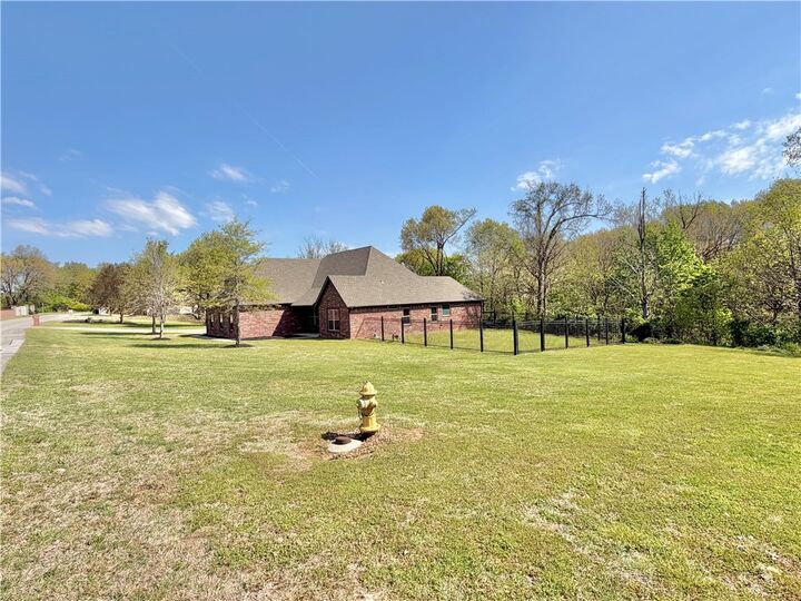 Property Photo: 508 Candlelight Circle AR 72762