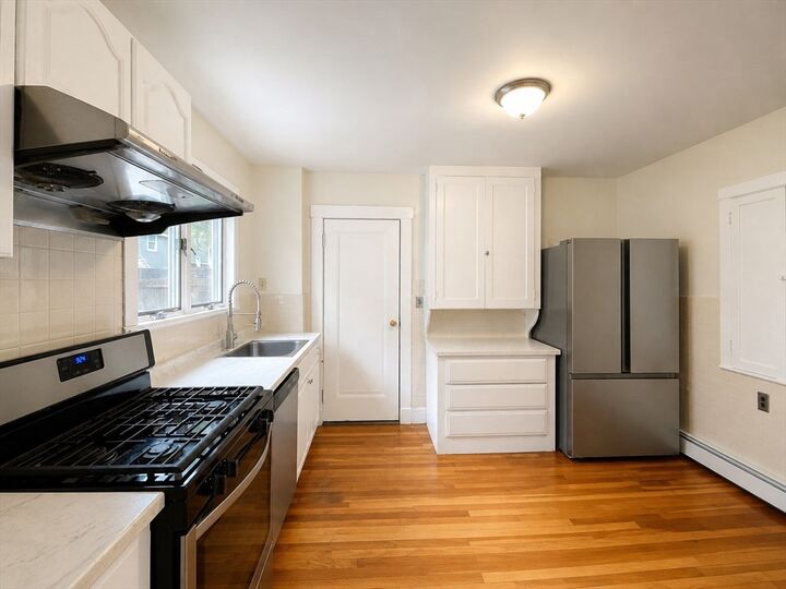 Property Photo:  23 Menotomy Rd 1  MA 02476 