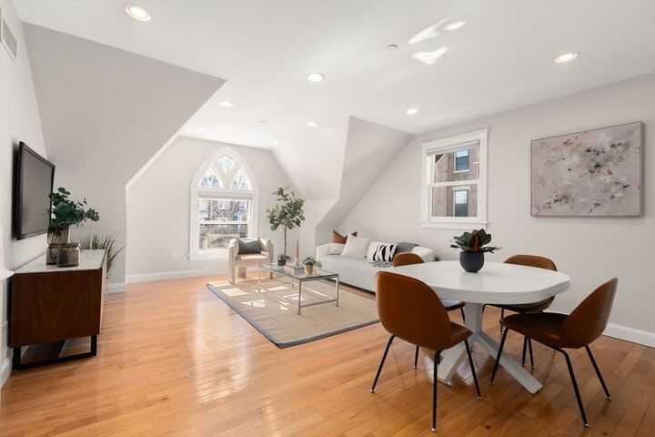 Property Photo:  447 Washington St 3  MA 02446 