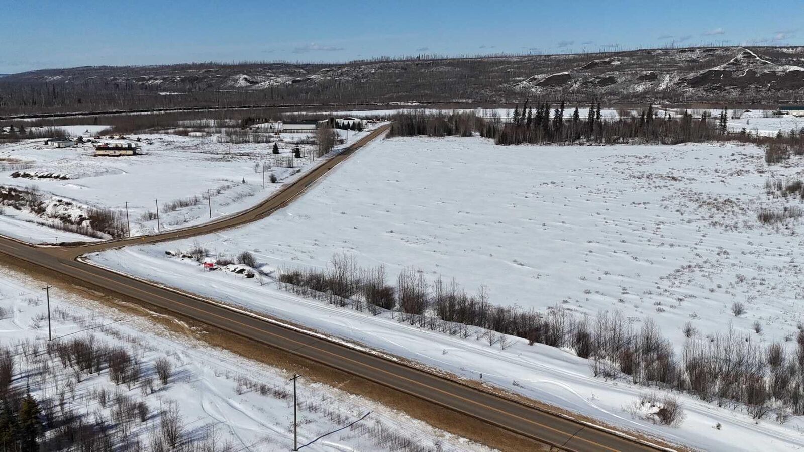 Property Photo:  3136 Draper Road  AB T9H 0B6 