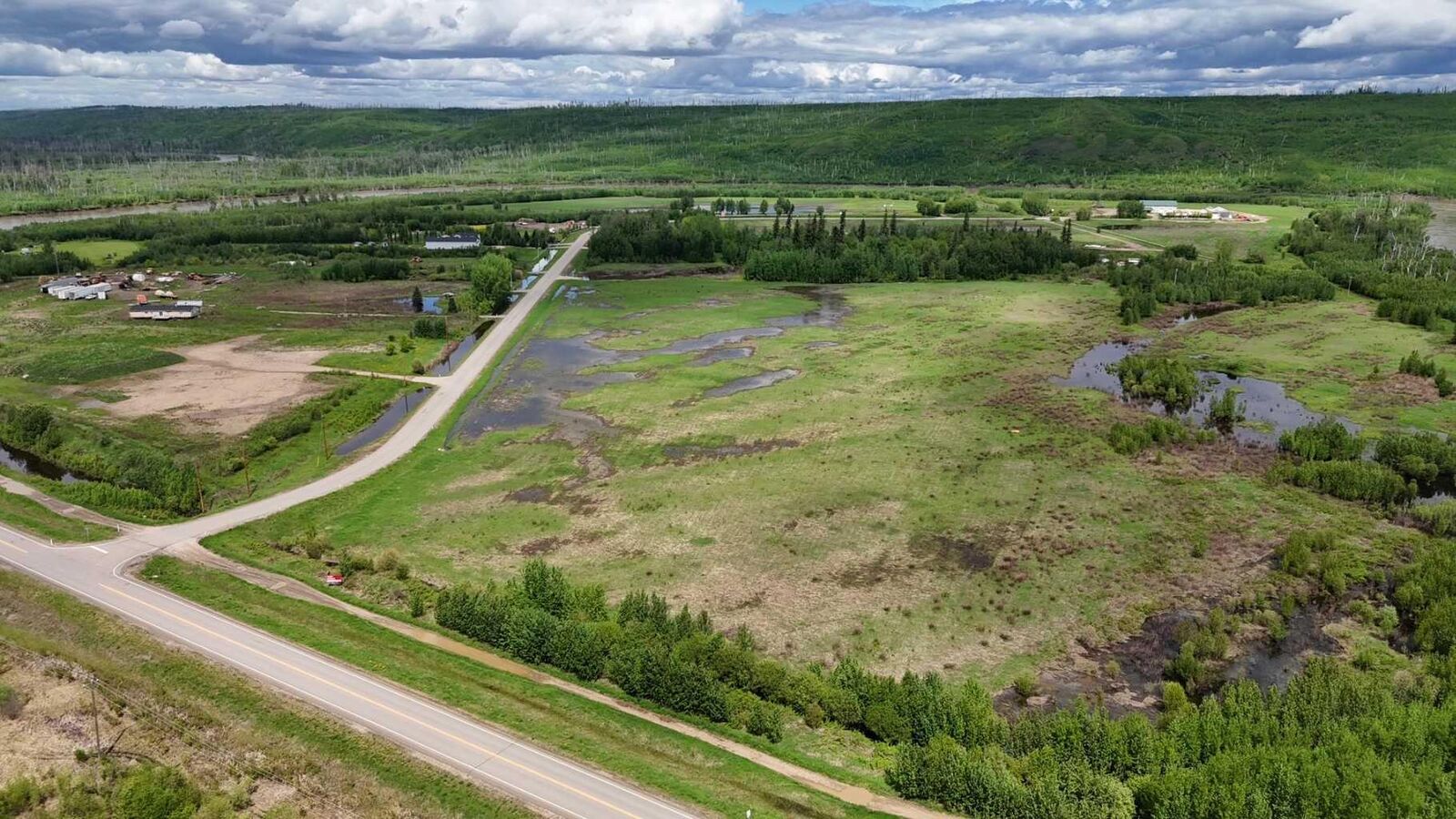 Property Photo:  3136 Draper Road  AB T9H 0B6 