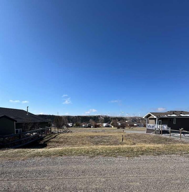 Property Photo: 305 3 Avenue AB T0K 1W0