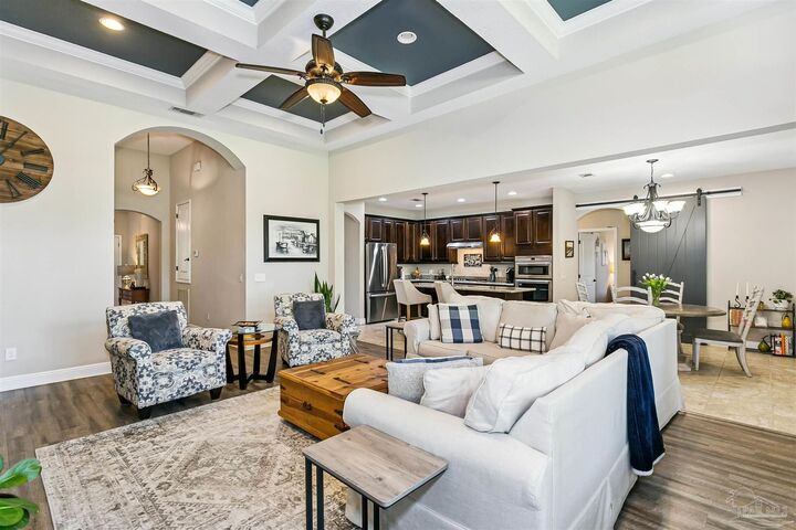 Property Photo:  10281 Tanager Cir  FL 32507 