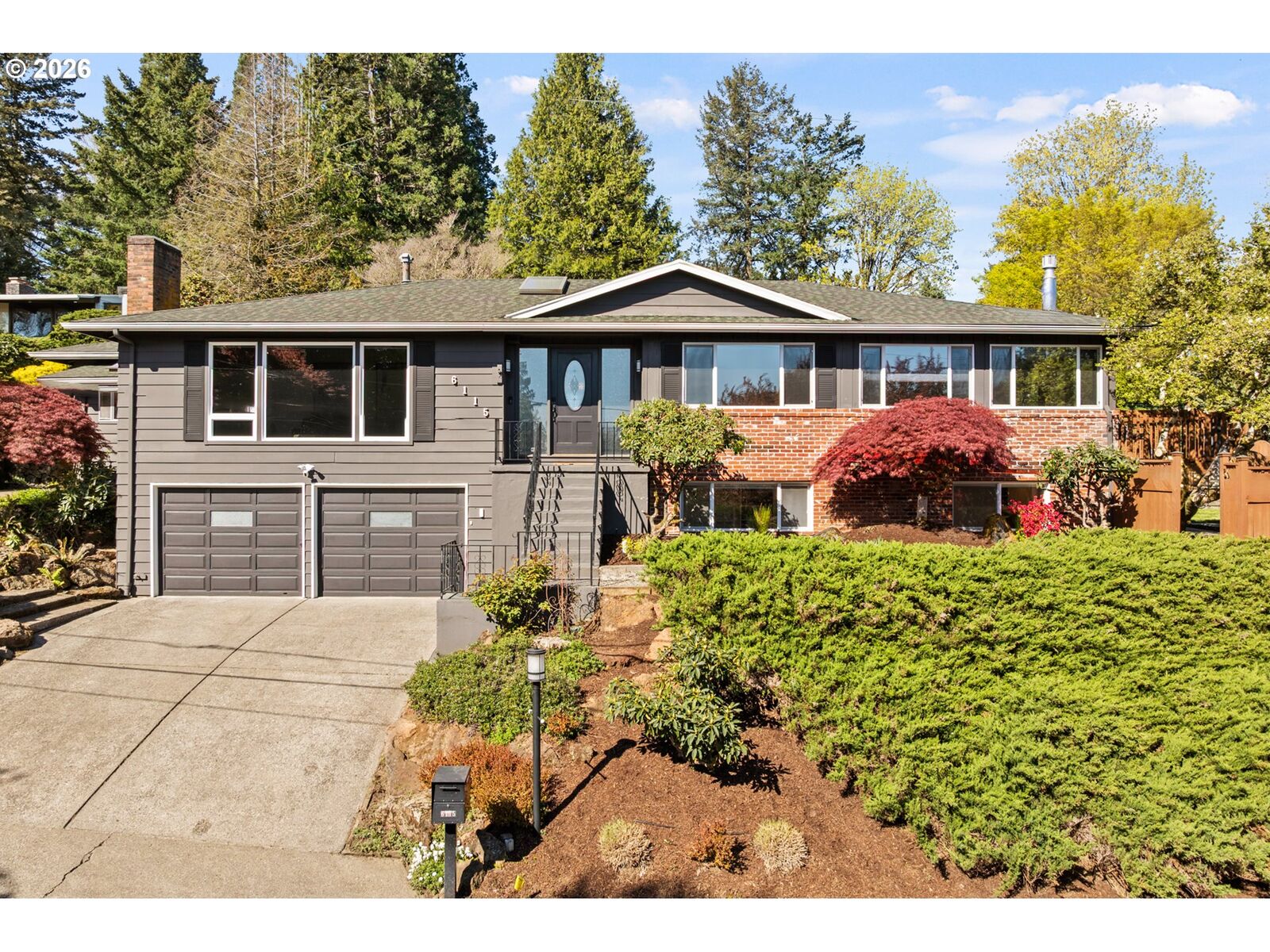 Property Photo:  6115 SW 36th Ave  OR 97221 
