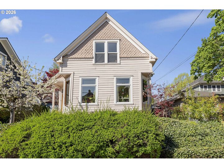 Property Photo:  1511 NE Tillamook St  OR 97212 