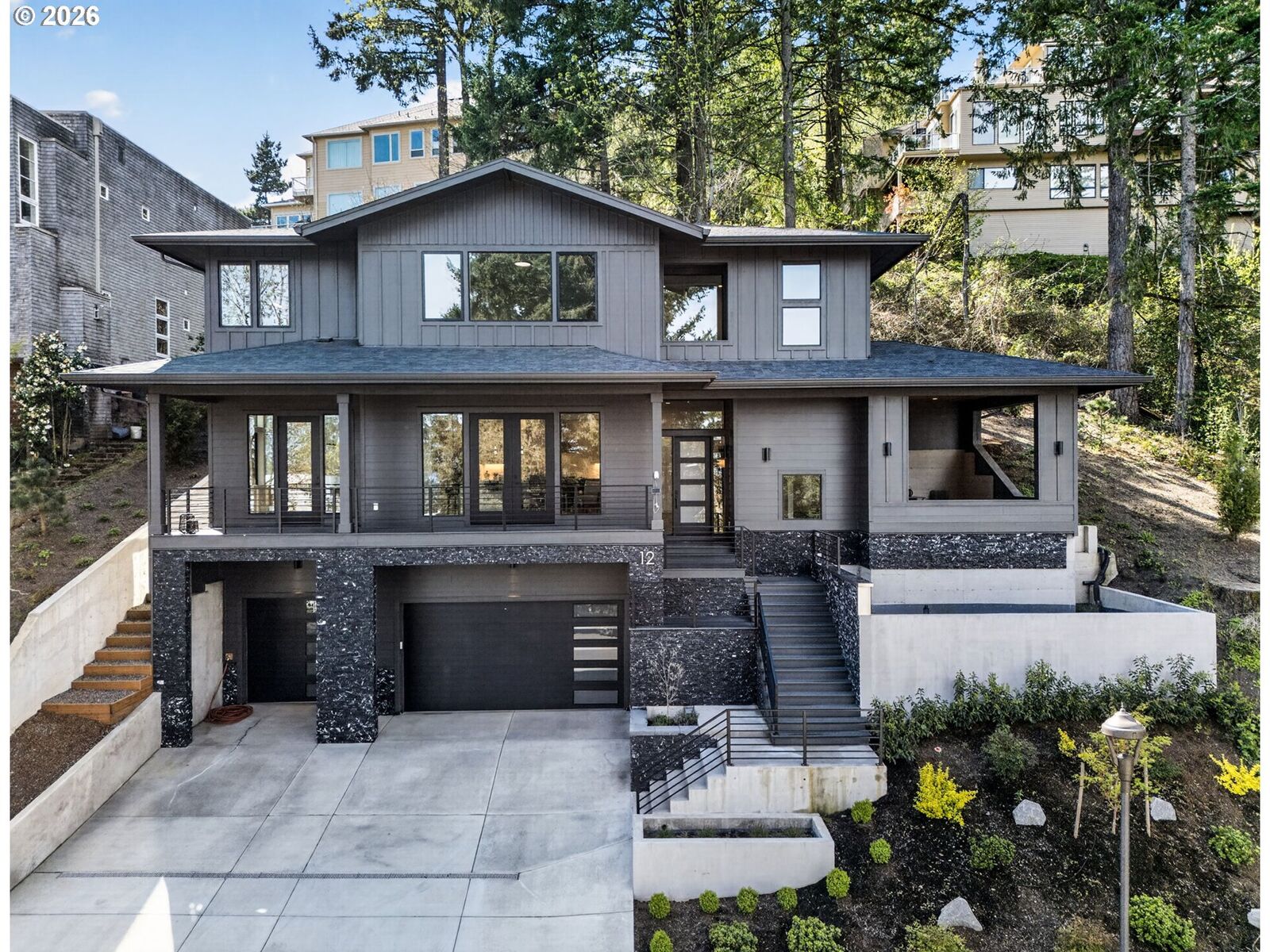 4 bed Lake Oswego home for sale: 12 Hidalgo St, Lake Oswego, OR 97035