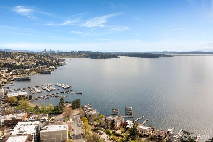 Property Photo: 112 D 2nd Street S WA 98033