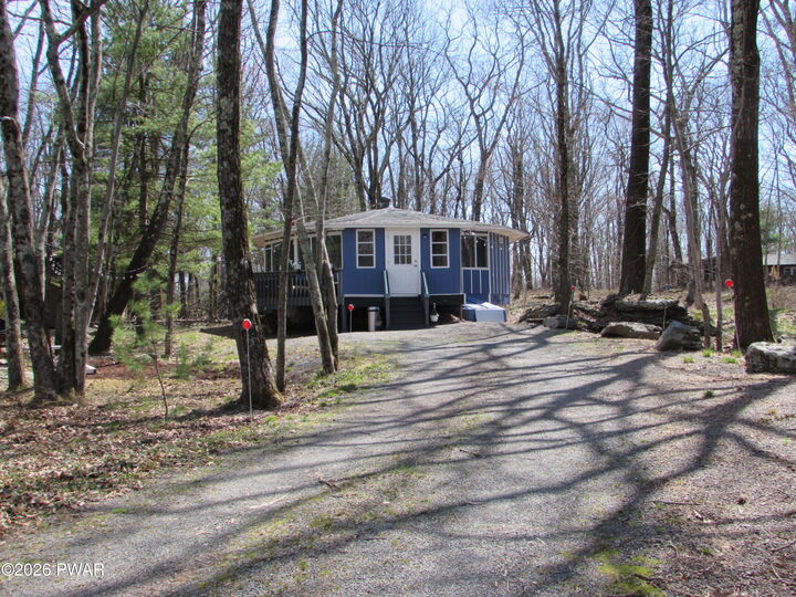 Property Photo: 127 Longridge Road PA 18428