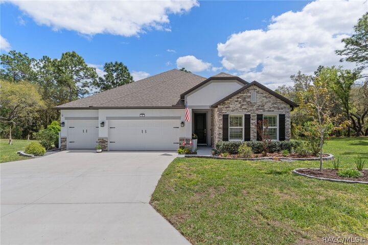 Property Photo:  9 Heuchera Court W  FL 34446 