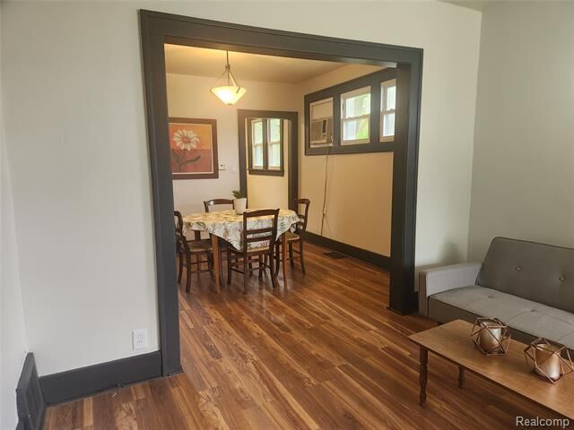 Property Photo:  428 E Milton Avenue  MI 48030 