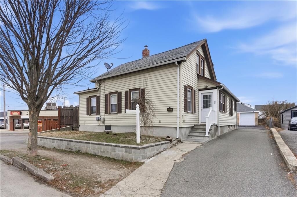 Property Photo:  215 Kenyon Avenue  RI 02861 