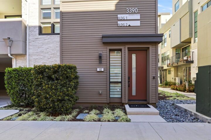 Property Photo: 3390 Eichers Place 102 CA 95051