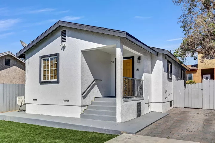 Property Photo: 515-517 63rd Street CA 92114