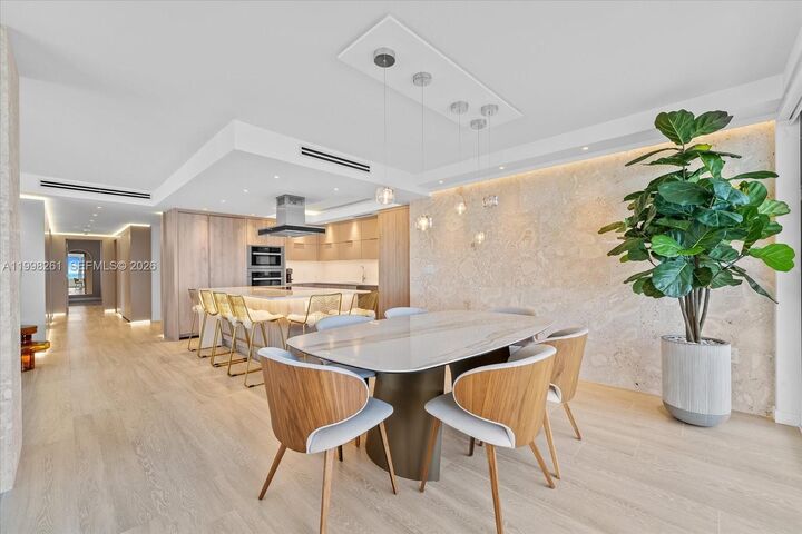 Property Photo:  199 Ocean Lane Dr 1001  FL 33149 