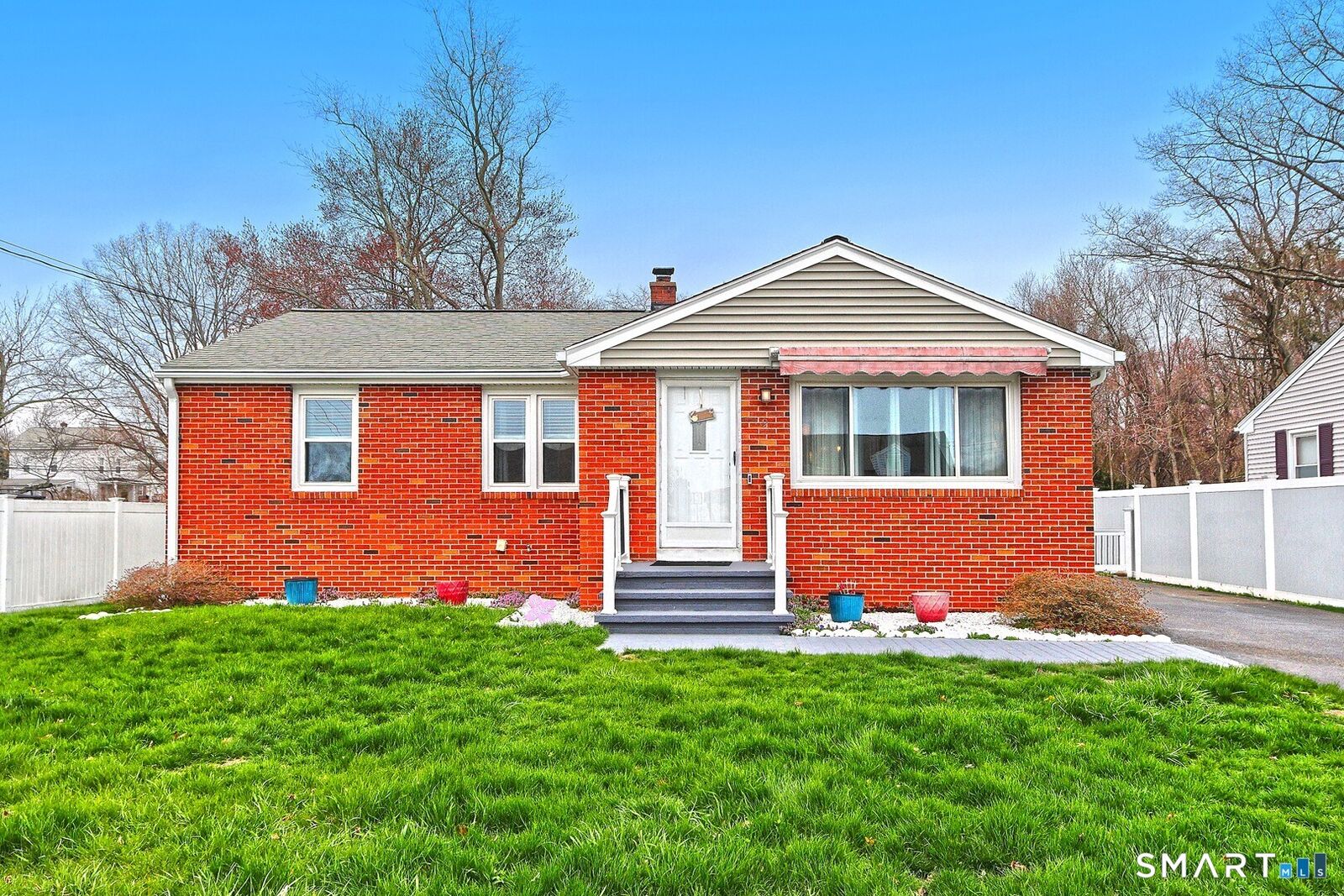 Property Photo:  9 Forest Street  CT 06512 