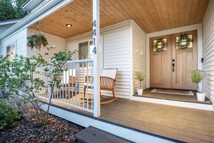 Property Photo: 4414 E 41st Ave WA 99223