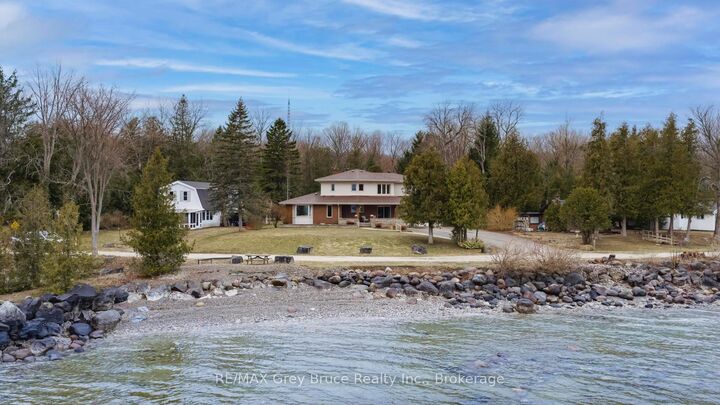 Property Photo: 122 Cottage Lane ON N4K 5N4