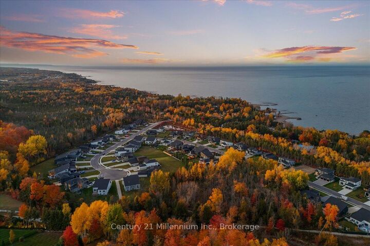 Photo de la propriété:  82 Goldie Court  ON N0H 1J0 