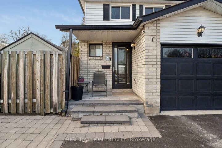 Property Photo: 56 Hemingway Crescent ON L4N 5G1