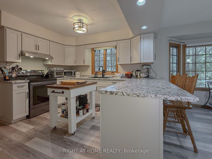 Property Photo: 518 Camden Street ON N0P 1M0