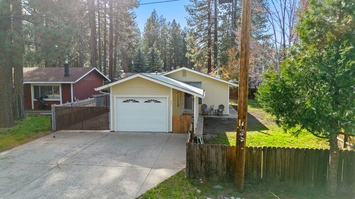 Property Photo:  833 W Plumas Avenue  CA 96122 