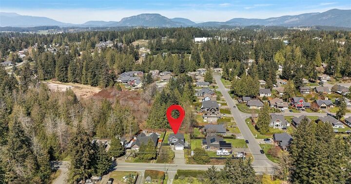 Property Photo:  1385 Hutchinson Rd  BC V0R 1L2 