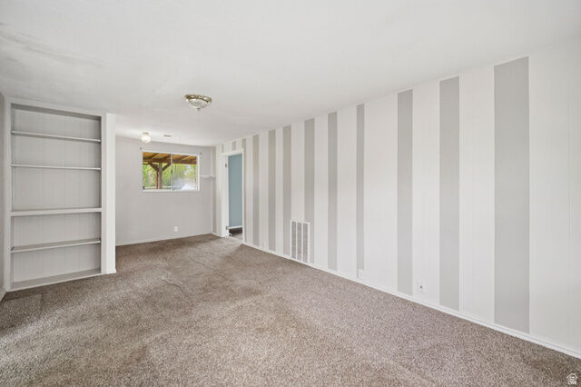 Property Photo:  437 Harrison Blvd  UT 84404 
