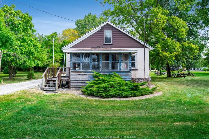 633 Point Pelee Drive — photo 1