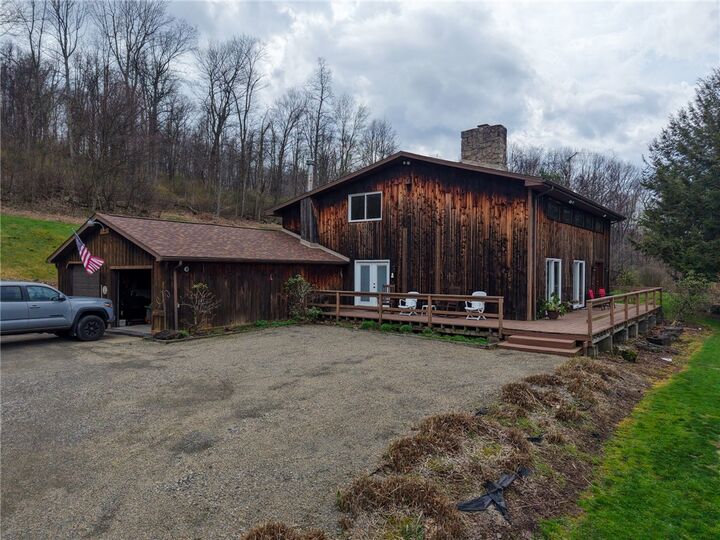 Property Photo:  1240 Martin Rd  PA 15613 