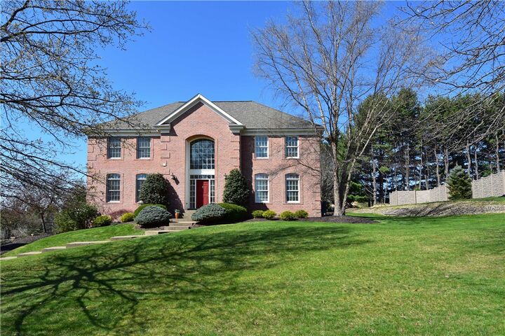 Property Photo:  317 Abbey Brook Ln  PA 15367 