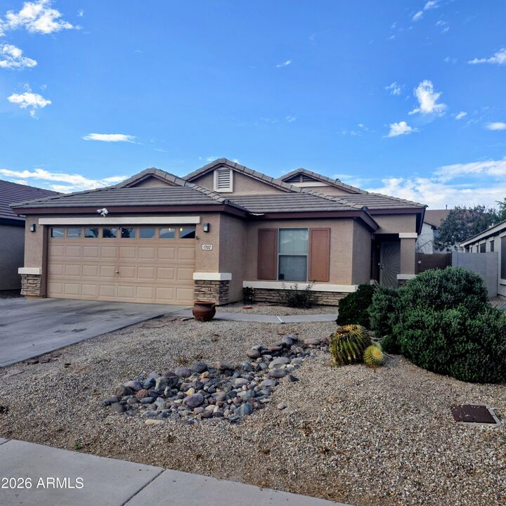 Property Photo:  1702 E Nancy Avenue  AZ 85140 