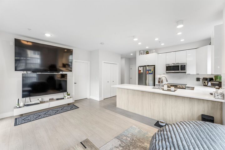 Property Photo:  19825 54 Avenue 103  BC V3A 0P6 