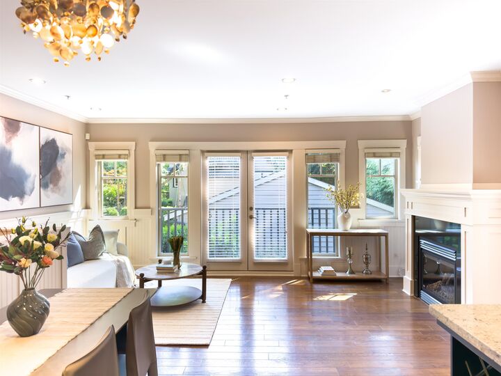 Property Photo: 208 W 13th Avenue BC V5Y 1V9