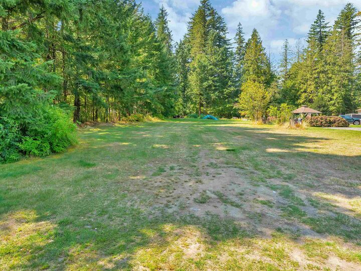 Property Photo: 20117 Beacon Road BC V0X 1L2