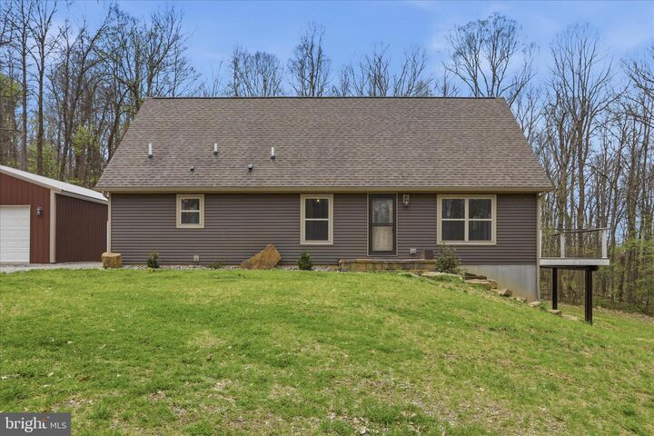 Property Photo:  275 Sine Place  WV 26525 