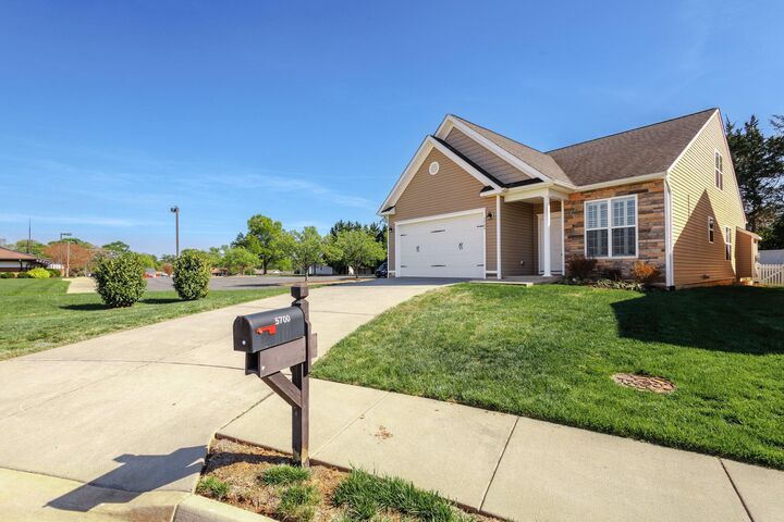 Property Photo:  5700 Spring Arbor Circle  VA 22407 
