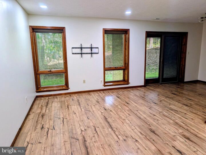 Property Photo:  23245 White Birch Court 3B  MD 20619 