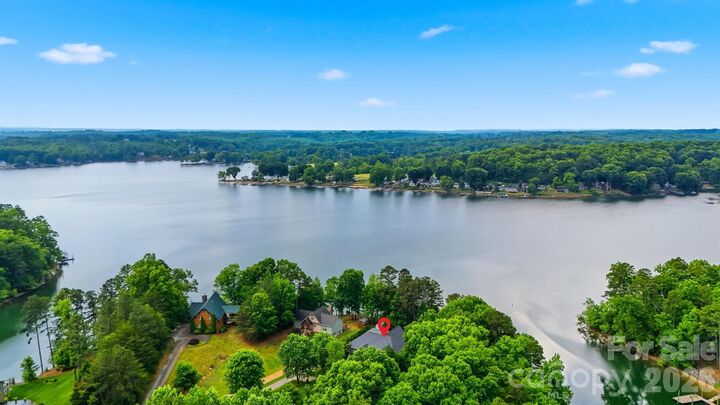 Property Photo: 226 Riverwalk Road NC 28678