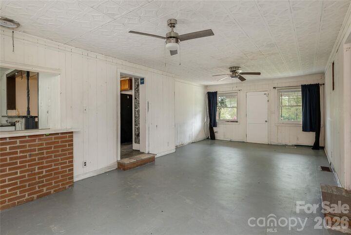 Property Photo:  603 Halsbury Avenue  NC 28791 
