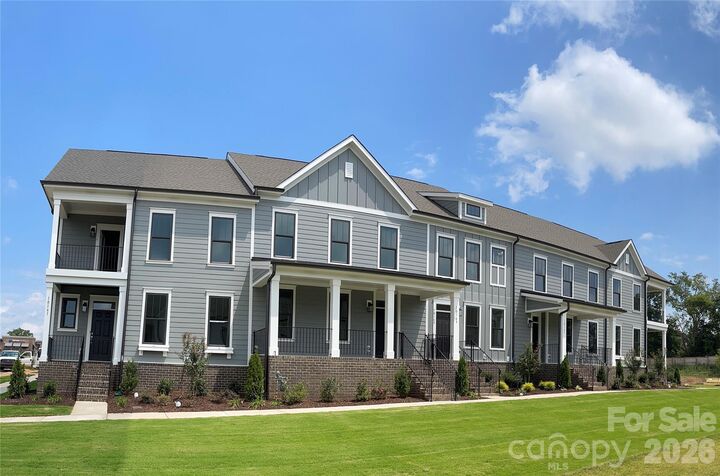 Property Photo:  10225 Rainier Trail Drive NW  NC 28078 