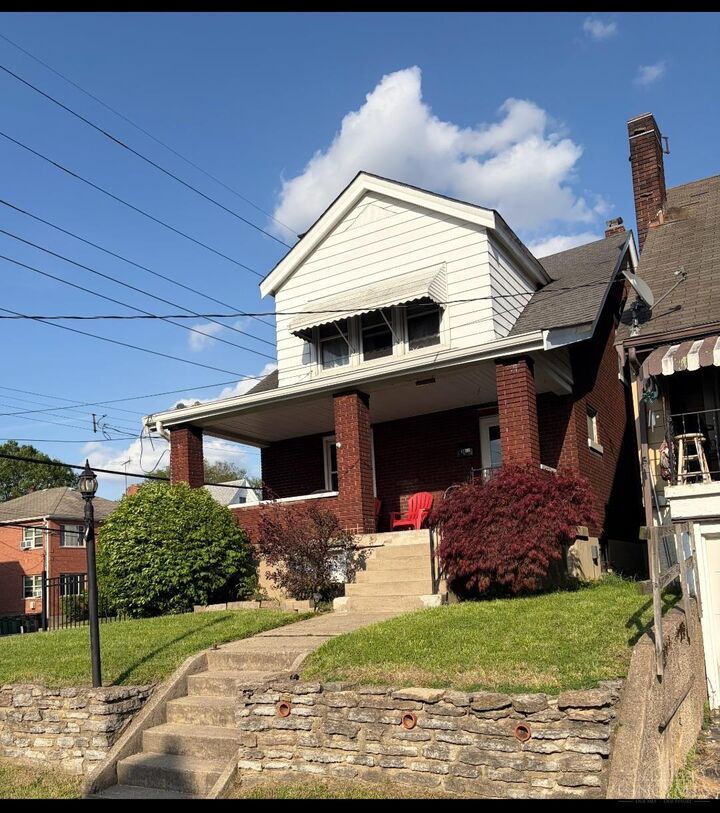 Property Photo:  5012 Kemper Avenue  OH 45217 