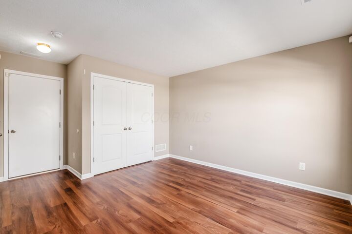 Property Photo:  5749 Passage Creek Drive  OH 43016 